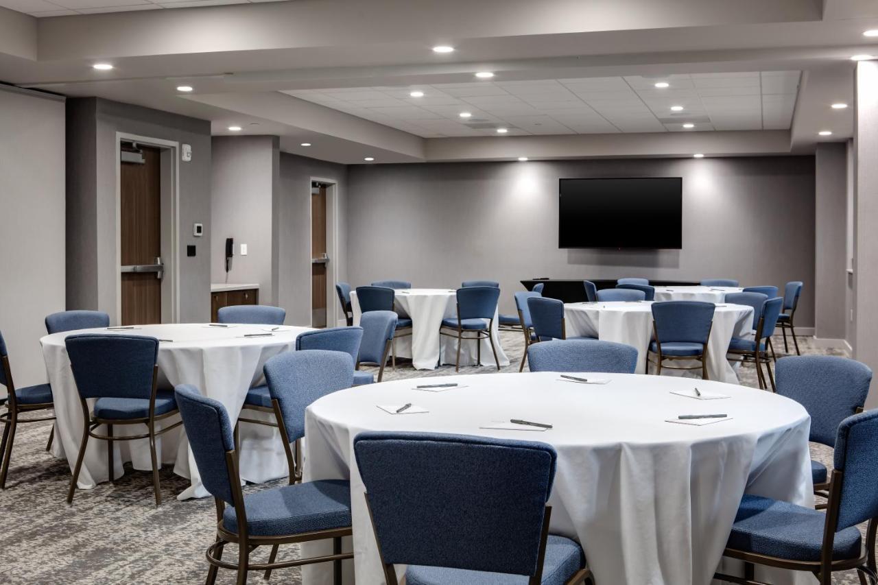 Staybridge Suites - Iowa City - Coralville By Ihg Exterior photo
