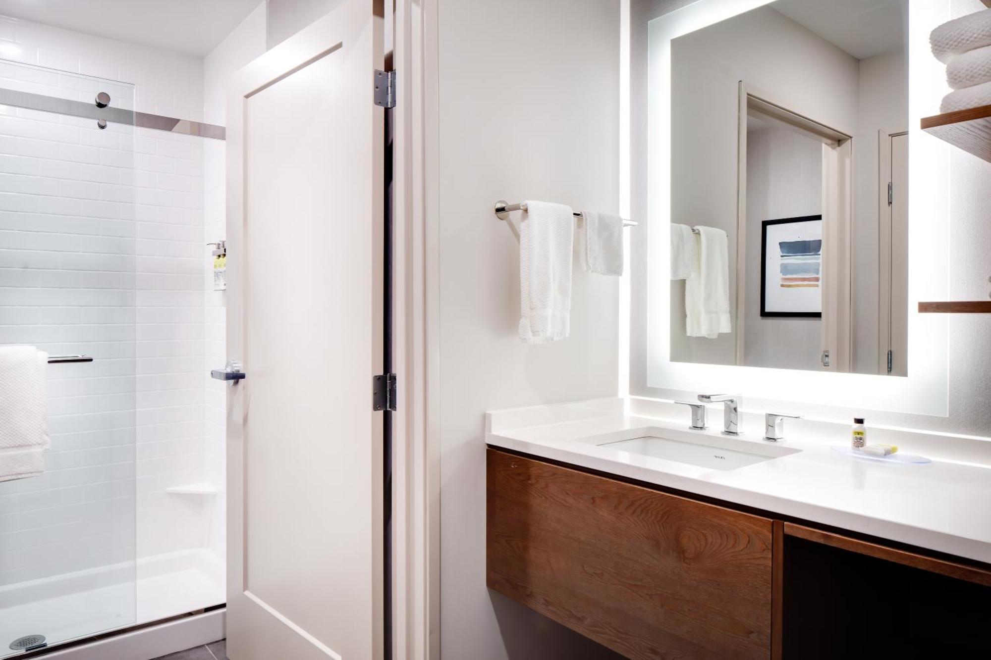 Staybridge Suites - Iowa City - Coralville By Ihg Exterior photo